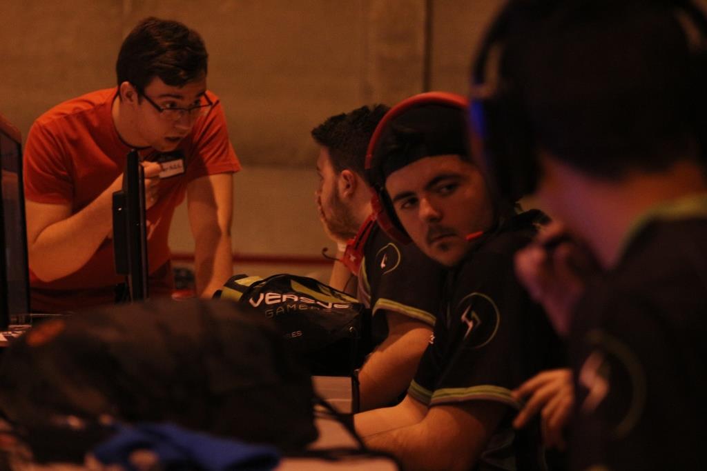 Gamergy Madrid - Team Burn preparing for the next match