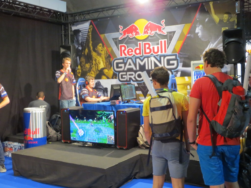 Besides the gaming (3)